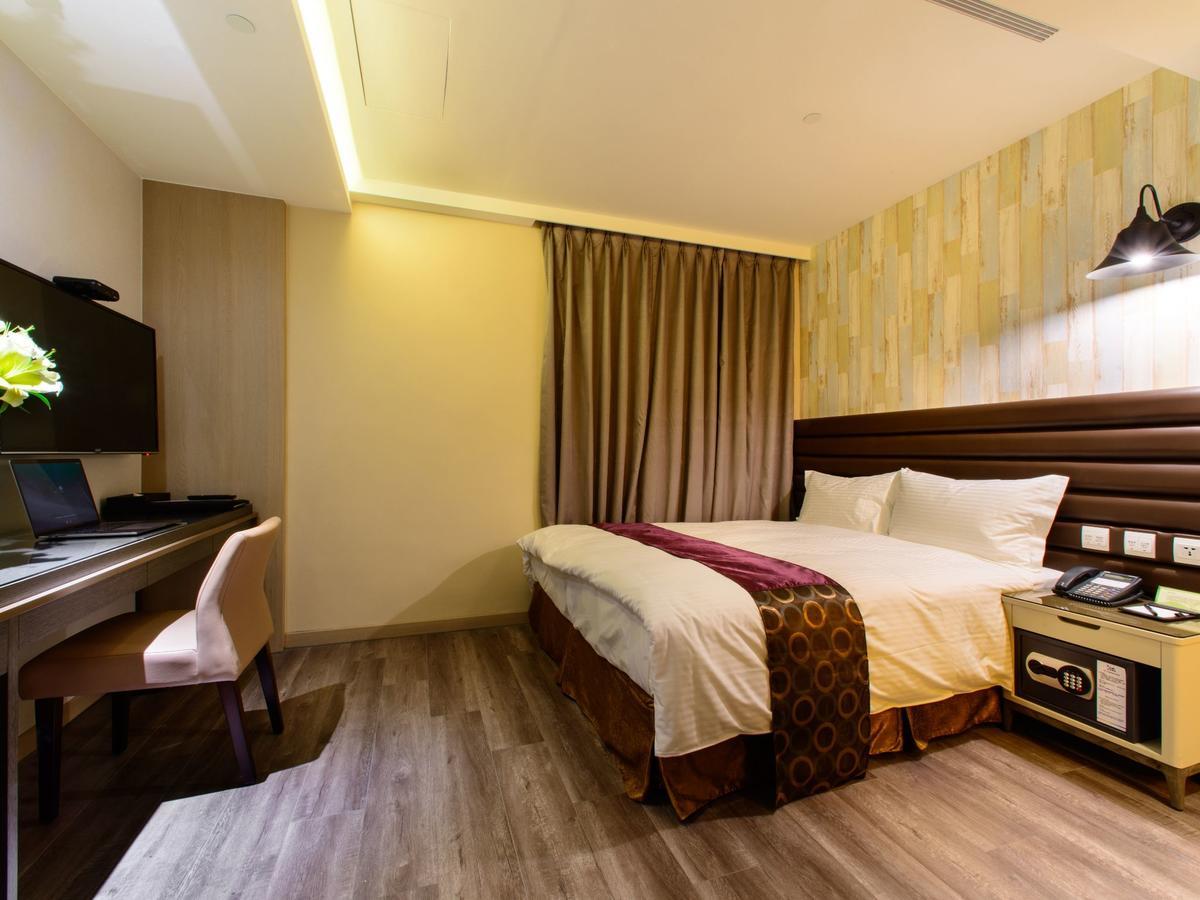 Stay Hotel - Taichung Zhongqing Exterior photo