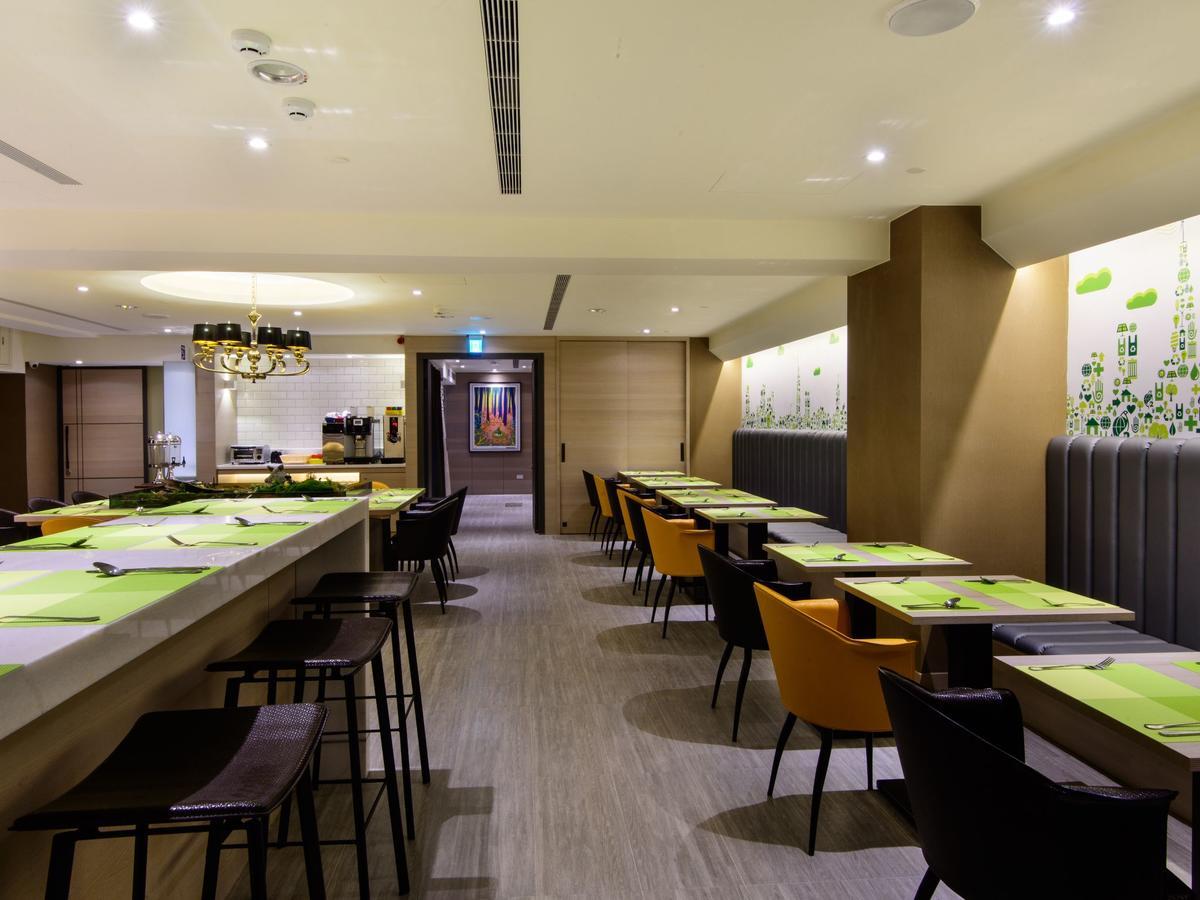 Stay Hotel - Taichung Zhongqing Exterior photo